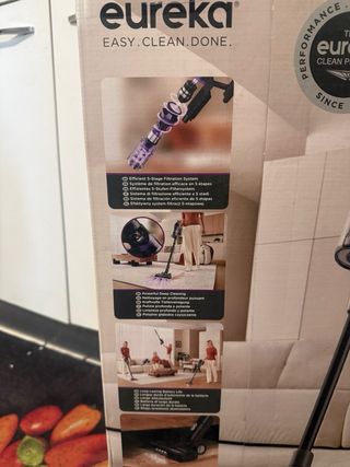 Aspirapolvere a bastone Eureka ReactiClean520