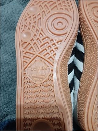 Adidas Spezial Beige/Negro Talla 37