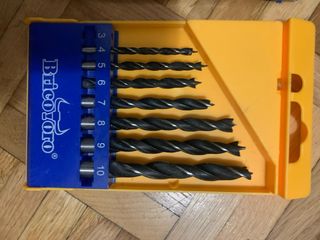 Taladro Percutor Teeno 710W con Accesorios