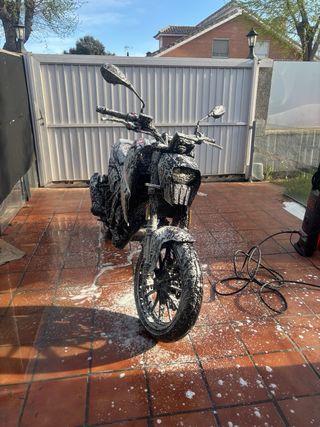 Peugeot PM-01 125cc Negra