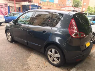 Renault Grand Scenic 2010
