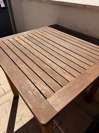 Conjunto mesa y sillas terraza madera