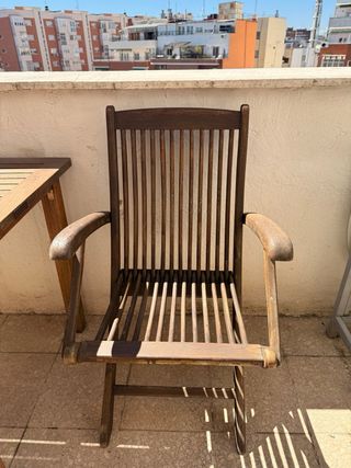 Conjunto mesa y sillas terraza madera