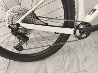 SCOTT SCALE 930 Carbono Talla M 2025