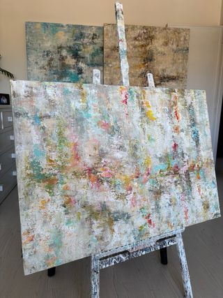Cuadro abstracto multicolor. Pintado a mano