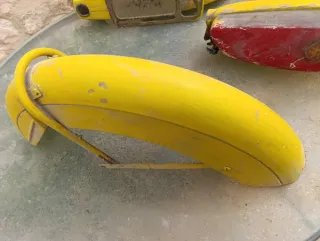 Guardabarros delantero Peugeot 104