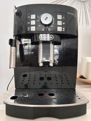 Cafetera Delonghi Magnifica S Automática