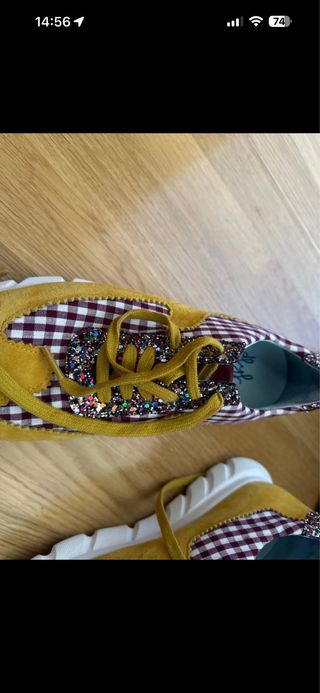 Zapatillas deportivas multicolor con cuadros