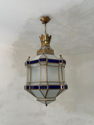 Lámpara colgante de cristal y metal