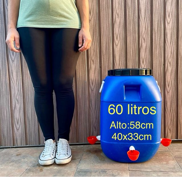 Pack 2 Bidones Gallinas 60L Bebedero/Comedero