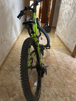 Bicicleta Rockrider 24