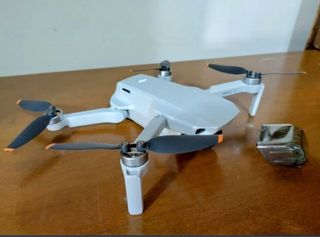 Dron DJI Mini 2 SE Vuela Más 3 Batterie