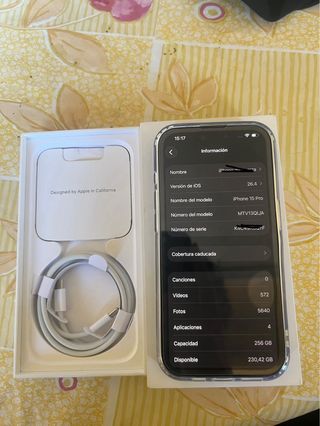 iPhone 15 Pro 256GB Negro (Trasera Rota)