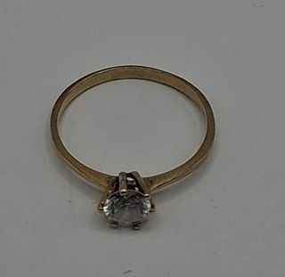 Solitario Pequeño de Oro 18k, 0,93gr. Ref. G-148.