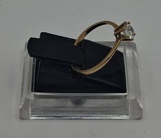 Solitario Pequeño de Oro 18k, 0,93gr. Ref. G-148.