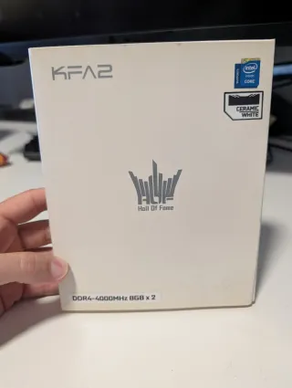 Kit RAM KFA2 HOF DDR4 16GB 4000MHz