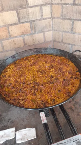 Paellera grande para cocinar