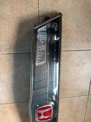 Piloto trasero Honda Civic FN2