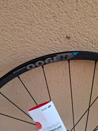 DT Swiss H 1900 Spline 29 30mm Centerlock