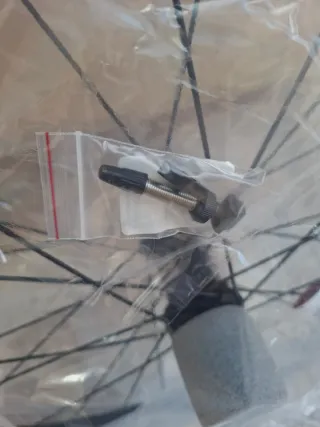 DT Swiss H 1900 Spline 29 30mm Centerlock