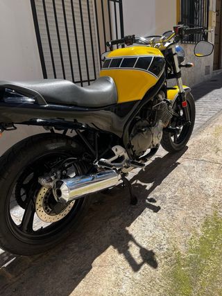 Yamaha XJ6 A2 (47cv) Negra/Amarilla