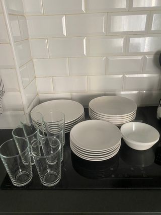 Set Piatti e Bicchieri IKEA