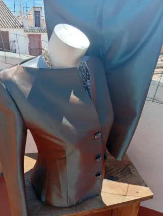Conjunto Purificación García: Chaqueta y Falda