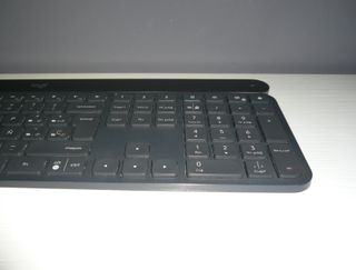 Teclado Logitech Craft Bluetooth Retroiluminado