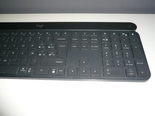 Teclado Logitech Craft Bluetooth Retroiluminado