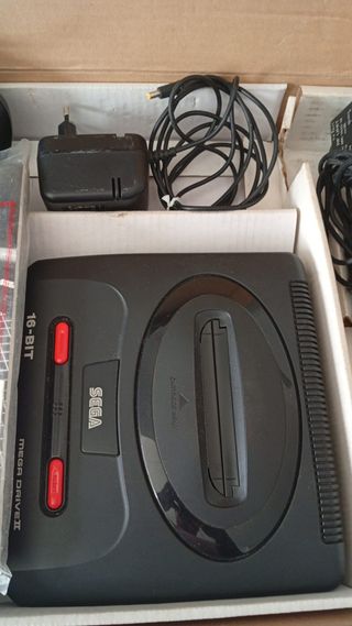 Sega Mega Drive II Consola