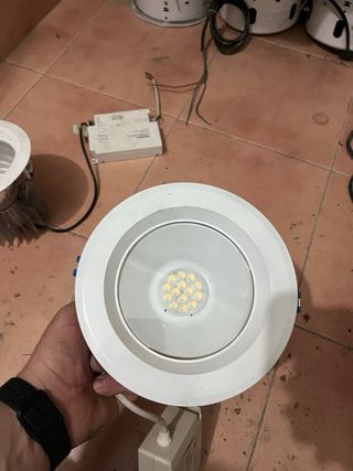 Focos LED empotrables (pack 6)  2 focos