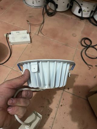 Focos LED empotrables (pack 6)  2 focos