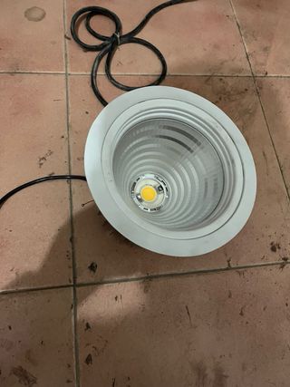 Focos LED empotrables (pack 6)  2 focos