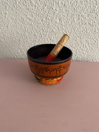 Cuenco tibetano con mazo