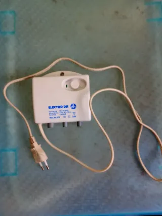 Amplificador Señal Antena TV Electro DH