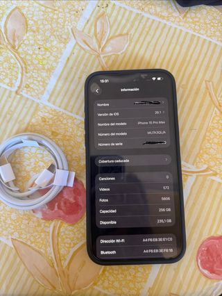 iPhone 15 Pro Max 256GB Negro (trasera rota)