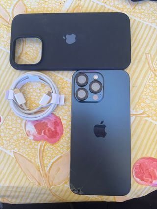 iPhone 15 Pro Max 256GB Negro (trasera rota)