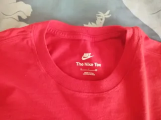 Camiseta Nike Roja Logo Swoosh
