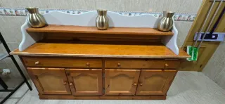 Cómoda de pino macizo con estantería