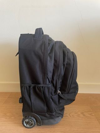 Mochila Jansport Negra con Ruedas