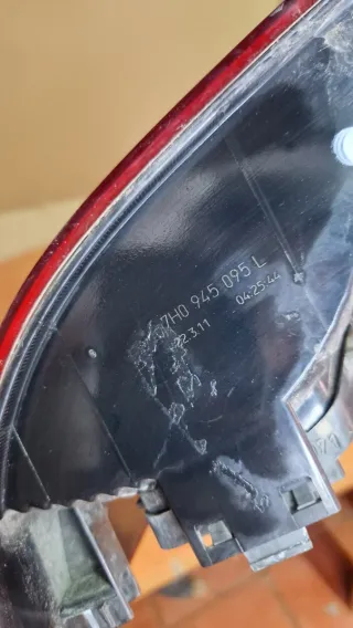 Piloto trasero izquierdo T5