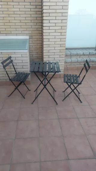 Tavolo e 2 Sedie Pieghevoli per Terrazza