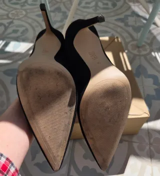 Salones Zara tacón negros malla