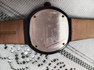 Reloj Cristian Lay