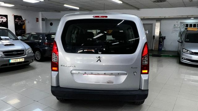 Peugeot Partner 2012