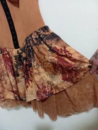 Abito donna marrone con stampa floreale