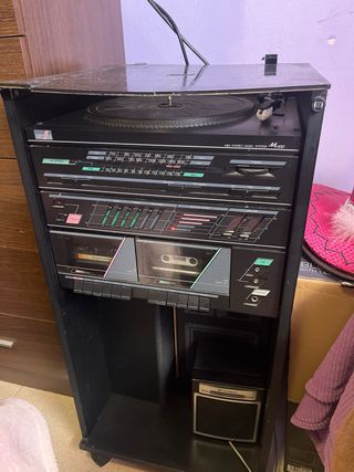 Sistema de música Amstrad M-100