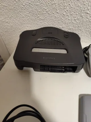 Console Nintendo 64 + Controller e Giochi
