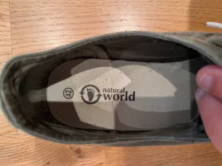 Zapatos Natural World Verde Talla 42