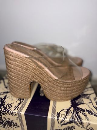 Sandalias de esparto con plataforma